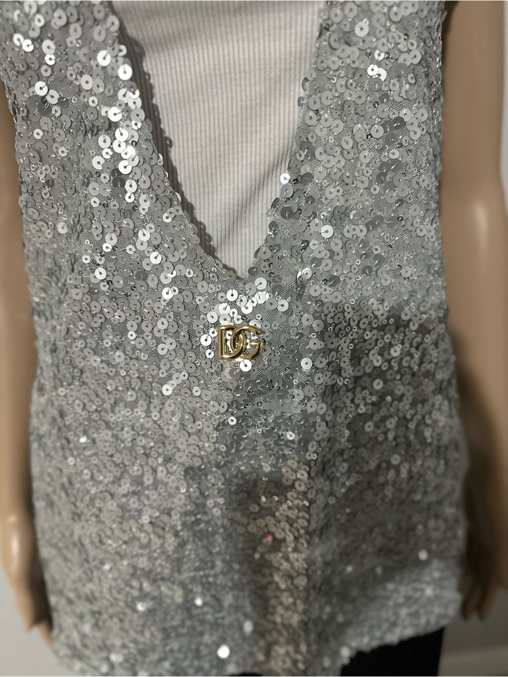 Dolce & Gabbana Silver Sequin Deep V Camisole - Picture 10 of 11